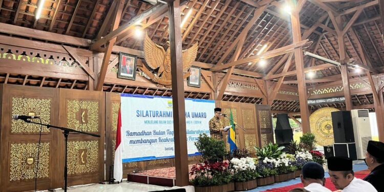 KH Miftah Faridl Ajak Umat Muslim Sambut Puasa dengan Gembira