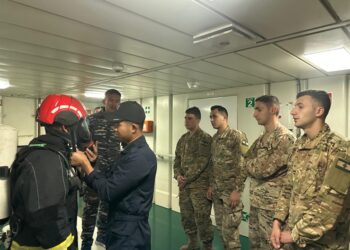 LAF-Navy Cadet Gelar “Stage At Sea” di KRI Diponogoro-365
