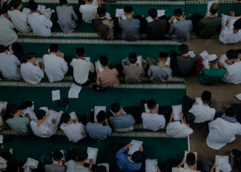 Siswa SMAN 1 Cililin Belajar Shalat Duha & Menulis Mushaf
