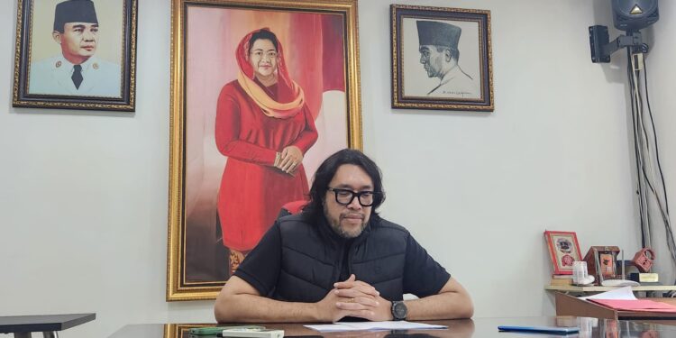 Angkat Derajat Nelayan, Ono Surono Maju di Pilgub Jabar