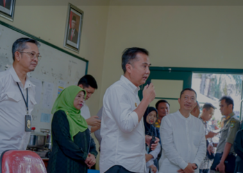 Data Tidak Wajar, Bey Minta Sekolah Harus Berani Membatalkan