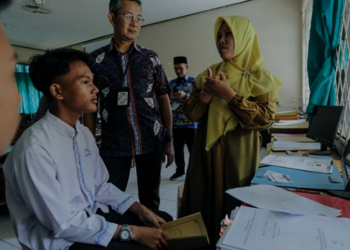 Pastikan Kesiapan PPDB 2024, Plh Kadisdik Jabar Tinjau 3 Sekolah di Jabar
