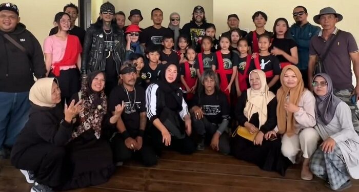 Mang Ono Bersama Rombongan Preman Pensiun Kunjungi Situ Ciburuy