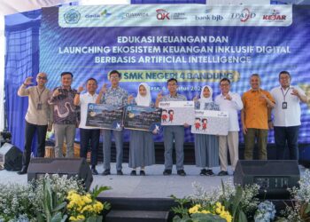bjb Hadirkan Keuangan Inklusif Melalui AI di SMKN 4 Bandung