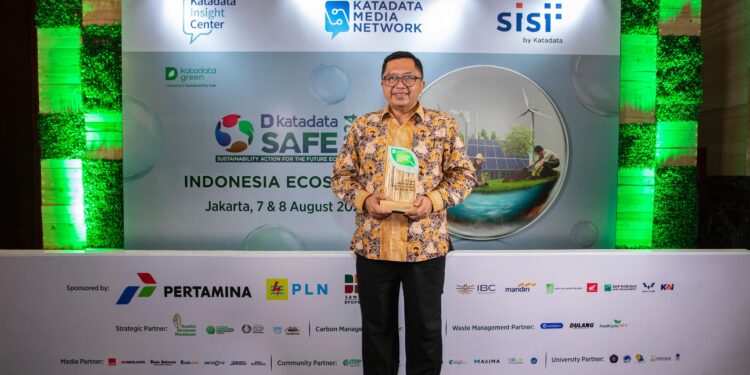Terapkan Prinsip ESG, bjb Sabet Katadata Green Intiative Awards 2024