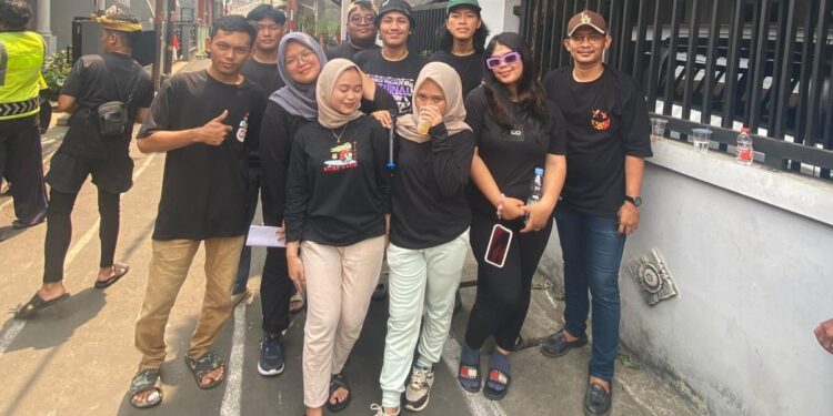 Lomba Karaoke dan Angkat Air Warnai Perayaan Kemerdekaan RI Bersama Greenleaf Residence
