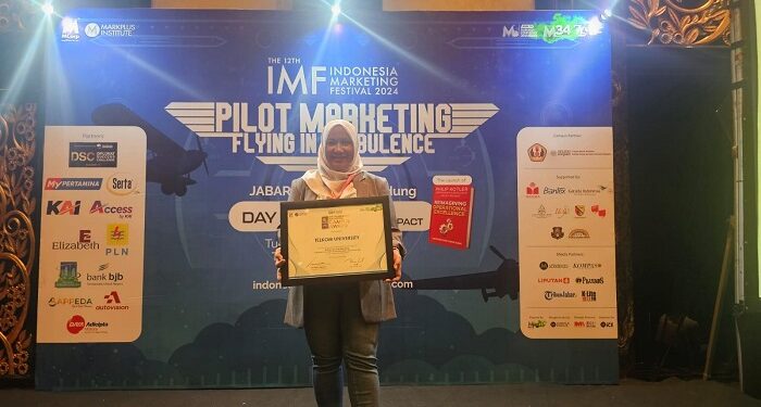 Tel-U Raih Penghargaan di Indonesia Marketing Festival 2024