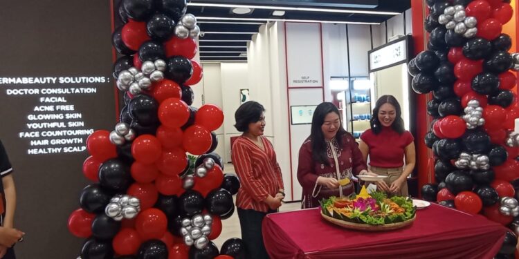 Mau #GlowingMaximal, Ke DermiesMax by ERHA Clinic FCL Bandung Aja