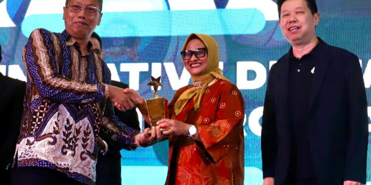 XL Axiata Sabet 4 Penghargaan di Ajang “Stellar Workplace Award 2024”