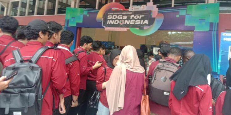 Sebut Kurikulum Sesuai Kondisi, Bupati Bandung Apresiasi Telkom University Anniversary