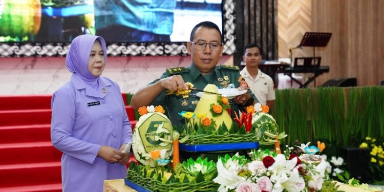 HUT ke-56, Puskes TNI Terima Kado WBK dari Kemenpan-RB