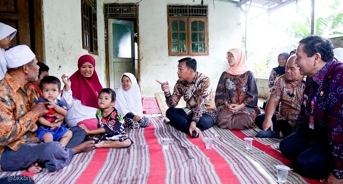 Kunjungi Ceting, Menteri Wihaji Apresiasi Jimmy Hantu Foundation