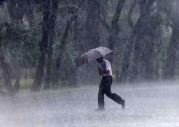 Cuaca Ekstrem, BMKG Ingatkan Potensi Banjir dan Longsor di Wilayah Jawa Barat