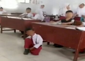 Viral Nunggak SPP, Siswa SD Belajar di Lantai