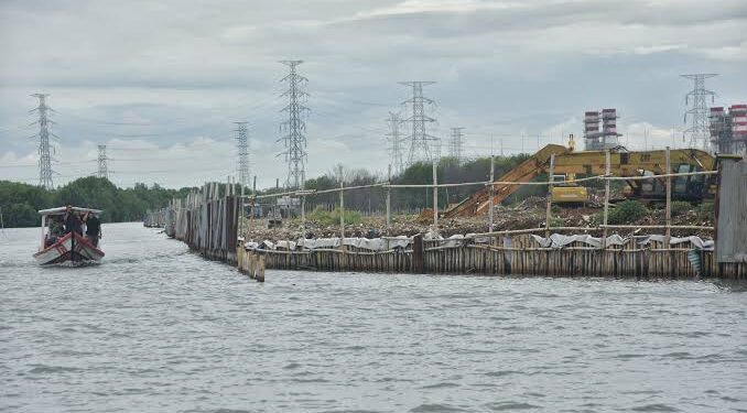 Pagar Laut di Bekasi Disebut Kerja Sama Proyek Pelabuhan Perikanan