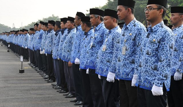 Isu Penghapusan Gaji ke-13 dan 14 PNS, Airlangga: Tanyakan Menteri Keuangan