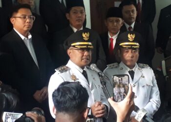 Resmi Dilantik, Farhan dan Erwin Siap Pimpim Kota Bandung