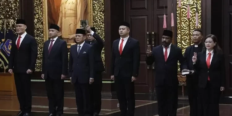 Menteri Pertahanan Lantik 6 Staf Khusus, Salah Satunya Deddy Corbuzier