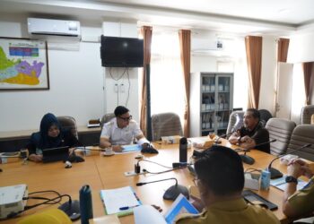 Komisi II Gelar Rapat Kerja dengan Disdagin Bahas Mekanisme Distribusi Gas 3 Kg