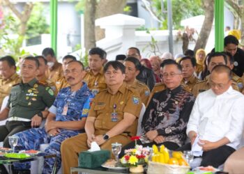Pj Wali Kota Bandung Resmikan Kantor Kelurahan dan Kecamatan