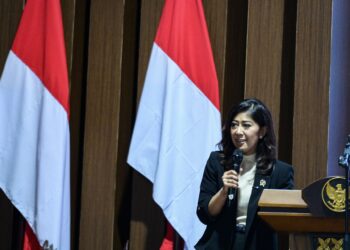 Di Retreat Kepala Daerah, Meutya Hafid Tantang Transformasi Digital