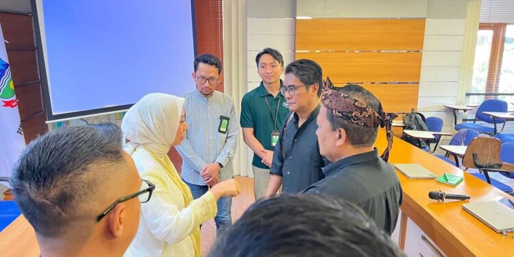 Dukung UMKM Lokal, Pemkab Garut Kerja Sama dengan Penyedia Jasa Transportasi Online