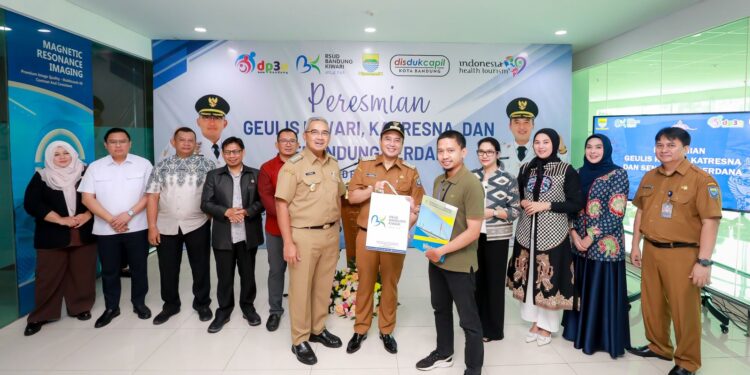 Resmi Dioperasikan, Geulis Kiwari Permudah Urus Administrasi Kependudukan