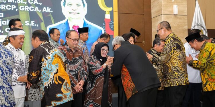 Pemkot Bandung Sambut Hangat Kepala BPK Perwakilan Jawa Barat Eydu Oktain Pandjaitan