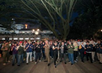 Wujudkan Kota Bandung Bersih dan Nyaman, Farhan-Erwin Hadirkan Gerakan “Buat Kamu”
