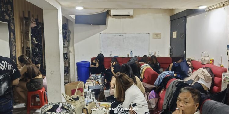 Satpol PP Bandung Segel Tempat Hiburan yang Buka di Bulan Ramadan