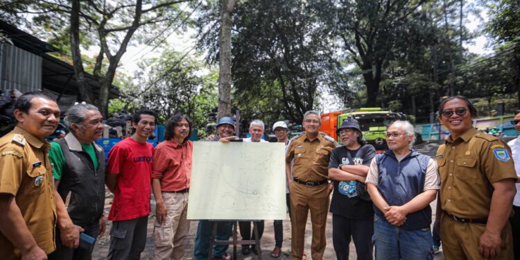 Menjaga Kelestarian Hutan Kota Babakan Siliwangi