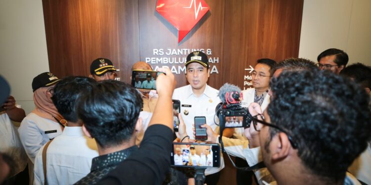 Tinjau Rumah Sakit Jantung Paramarta, Pastikan Layanan UHC dan BPJS