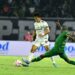 Rekor Tandang Tercoreng, Persib Digilas Persebaya 4-1