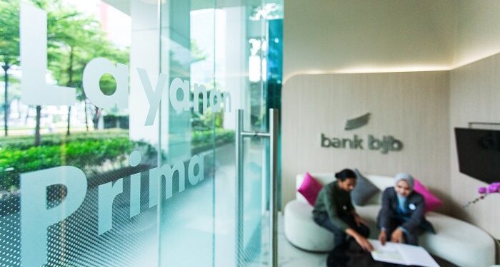 Weekend Banking bjb Bantu Nasabah Bertransaksi Saat Lebaran