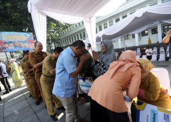 Pimpinan DPRD Kota Bandung Dukung Program Bandung Nyaah ka Indung