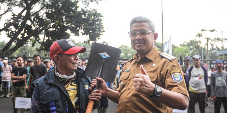 Pemkot Bandung Kembali Gelar Padat Karya, Serap 4.600 Pekerja di 92 Titik