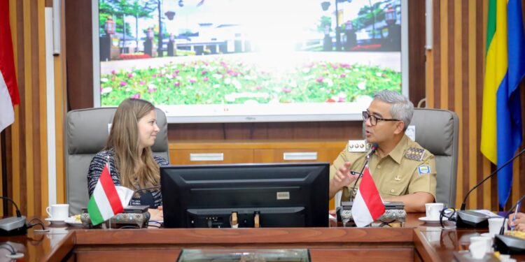 Pemkot Jajaki Kerjasama dengan Pemerintah Hungaria