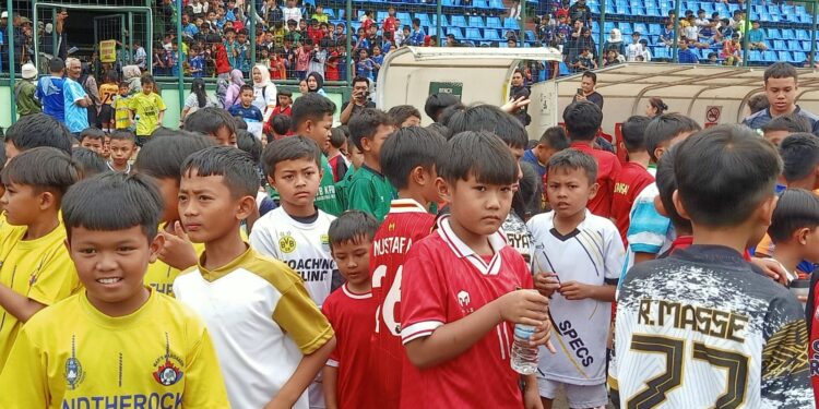 Tingginya Antusiasme Peserta Session Coaching Clinic MH Soccer Academy, Ini Ungkapan Coach Markus Horison dan Bima Sakti