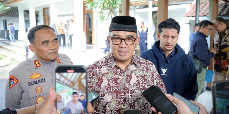 Farhan Siapkan Program Tanggap PHK