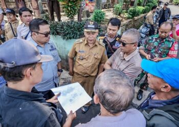 Aswan Asep Tinjau Lokasi yang Dikeluhkan Warga Vijaya Kusuma Permai