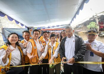 Pemkot Bandung dan Lions Club Resmikan Jembatan Penghubung di Kelurahan Pajajaran