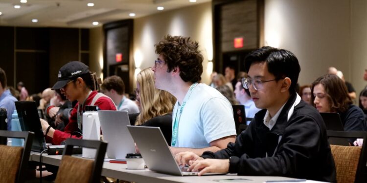 Herardi Cahya Juara MEWCI 2024: Langkah Pos Properti Indonesia Angkat Talenta Digital ke Panggung Dunia