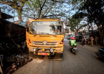 Pemkot Bandung Tutup Titik Sampah Ilegal, Warga Diminta tak Buang Sembarangan