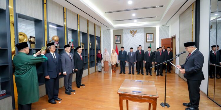 Lantik Kepala Dinas dan Badan, Farhan Ingatkan Mitigasi, Infrastuktur, dan Inovasi