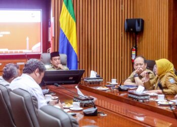 Pemkot Bandung dan PT Adhi Karya Bahas Wacana Pengelolaan Sampah di Gedebage