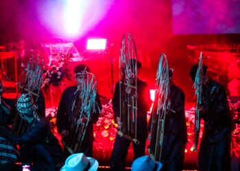 Kota Bandung Bangga, Angklung Mendunia