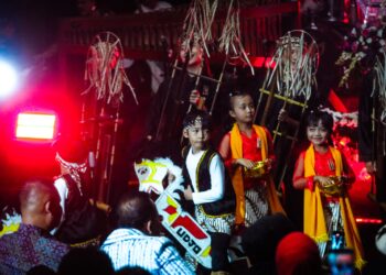 Kota Bandung Bangga, Angklung Mendunia