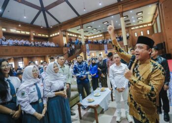 Erwin Ajak Para Pelajar Aktif Berorganisasi