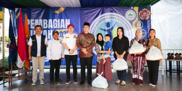 Karang Taruna Babakan Ciparay Wisuda 64 Peserta Program Penanganan Putus Sekolah