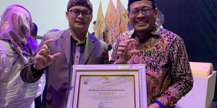 BAZNAS Jabar Terima Penghargaan di Anugerah E-Monev Keterbukaan Informasi Publik